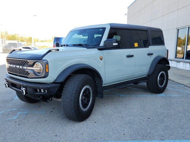 2021 Ford Bronco Badlands photo 2