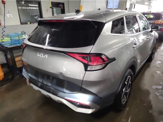 2024 Kia Sportage LX photo 3