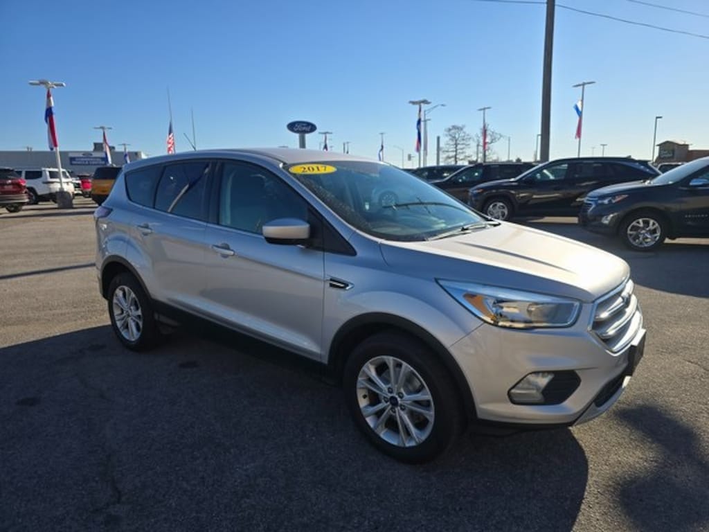 Used 2017 Ford Escape SE SUV