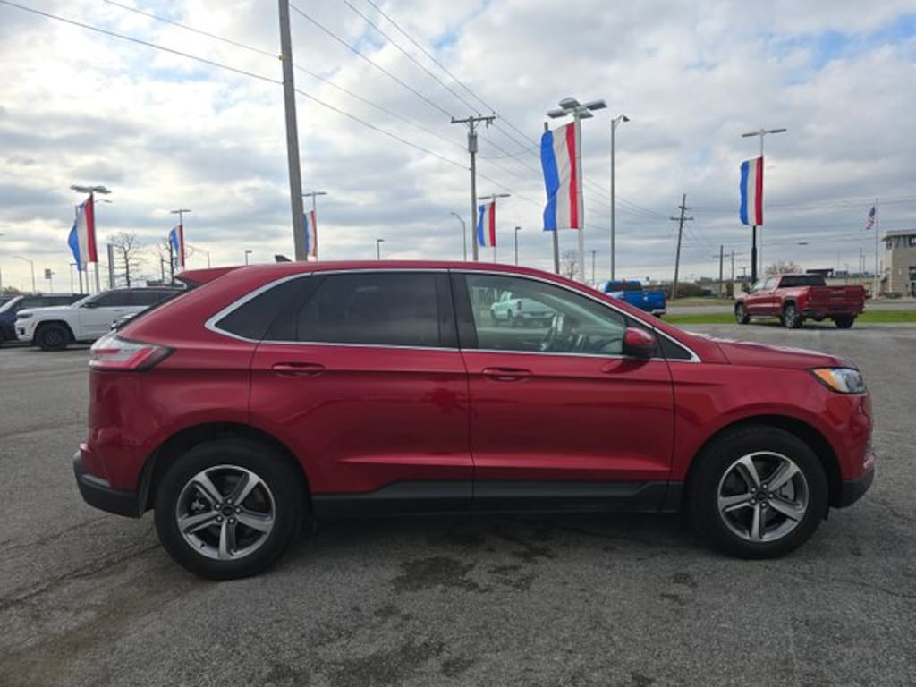 Used 2023 Ford Edge SEL SUV