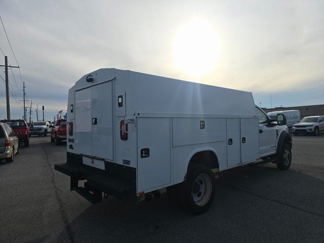 2019 Ford F-550 Super Duty Chassis Cab XL - Photo 4