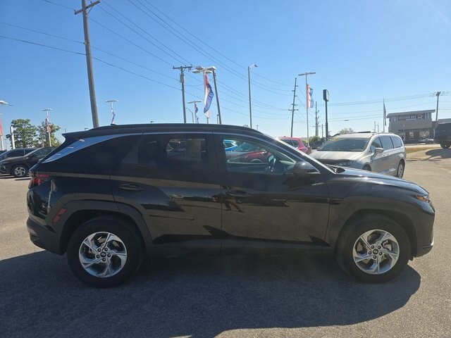 2024 Hyundai Tucson SEL photo 2
