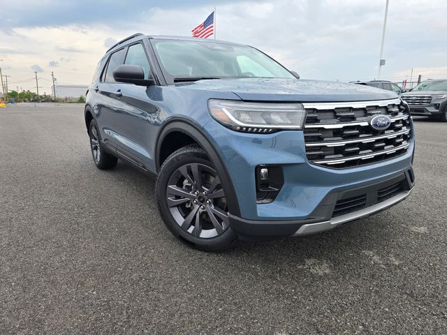 2026 Ford Explorer Active 4WD's photo