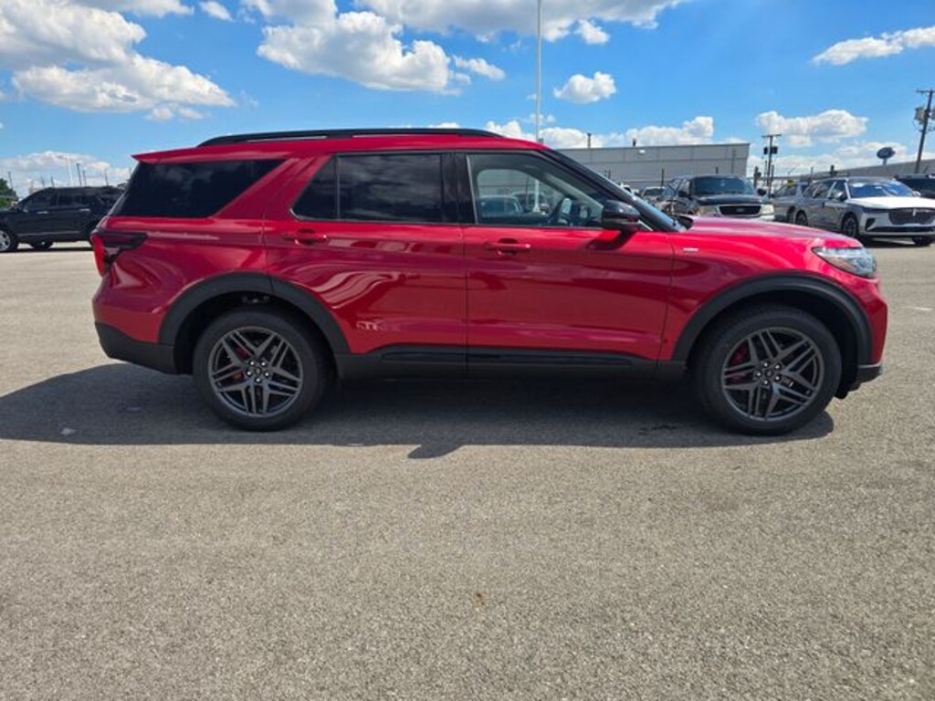 New 2026 Ford Explorer ST-Line SUV