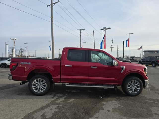 2025 Ford F-150 XLT photo 3