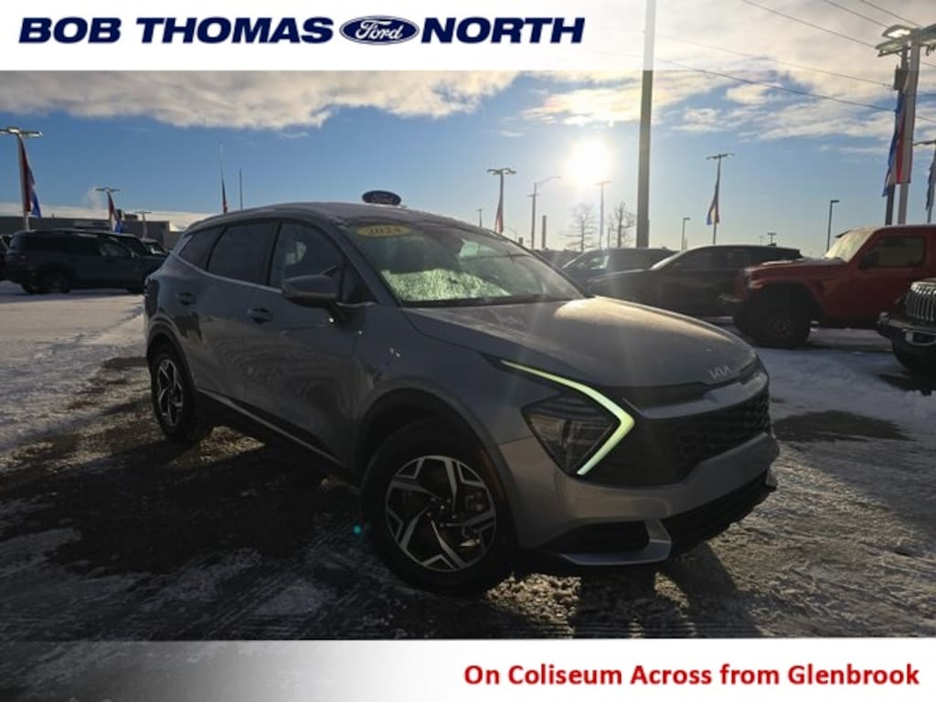 Used 2024 Kia Sportage LX SUV