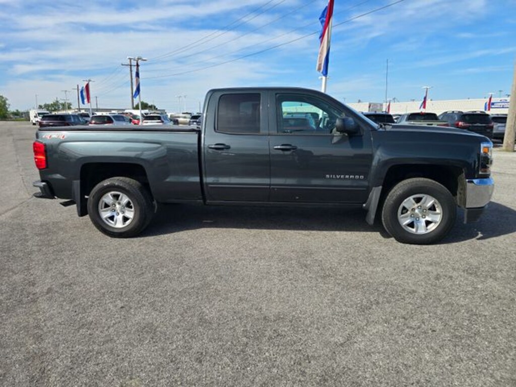 Used 2017 Chevrolet Silverado 1500 LT Truck