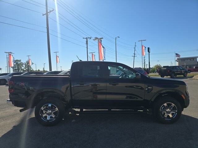 2025 Ford Ranger XLT photo 3