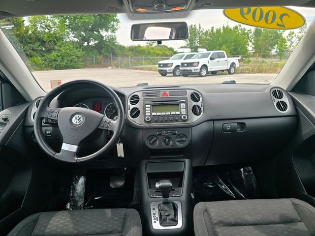 2009 Volkswagen Tiguan SE - Photo 14