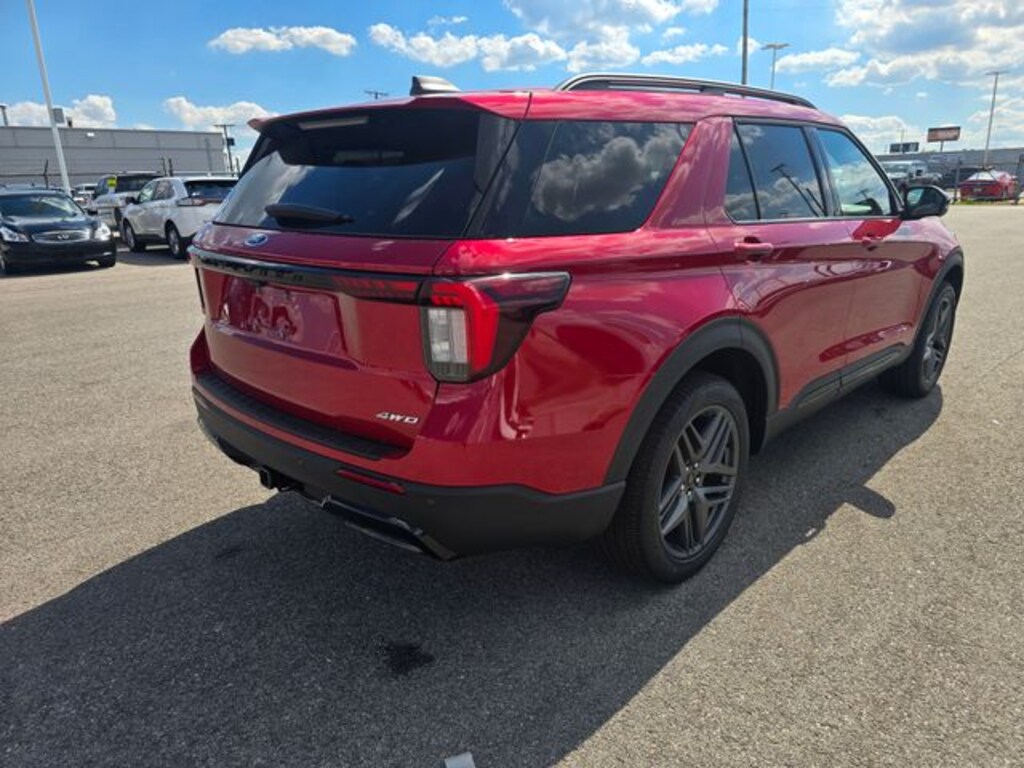 New 2026 Ford Explorer ST-Line SUV