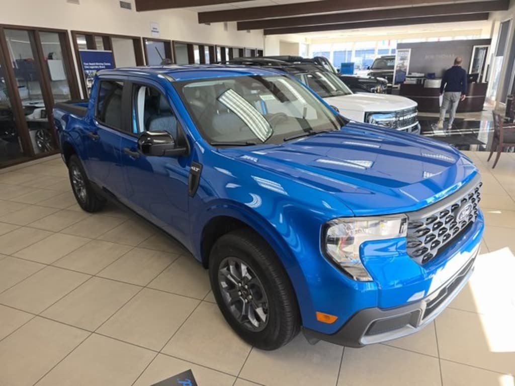 New 2025 Ford Maverick XLT Truck