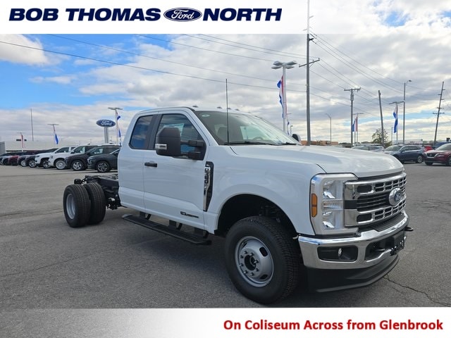 2026 Ford F-350 Chassis Chassis 