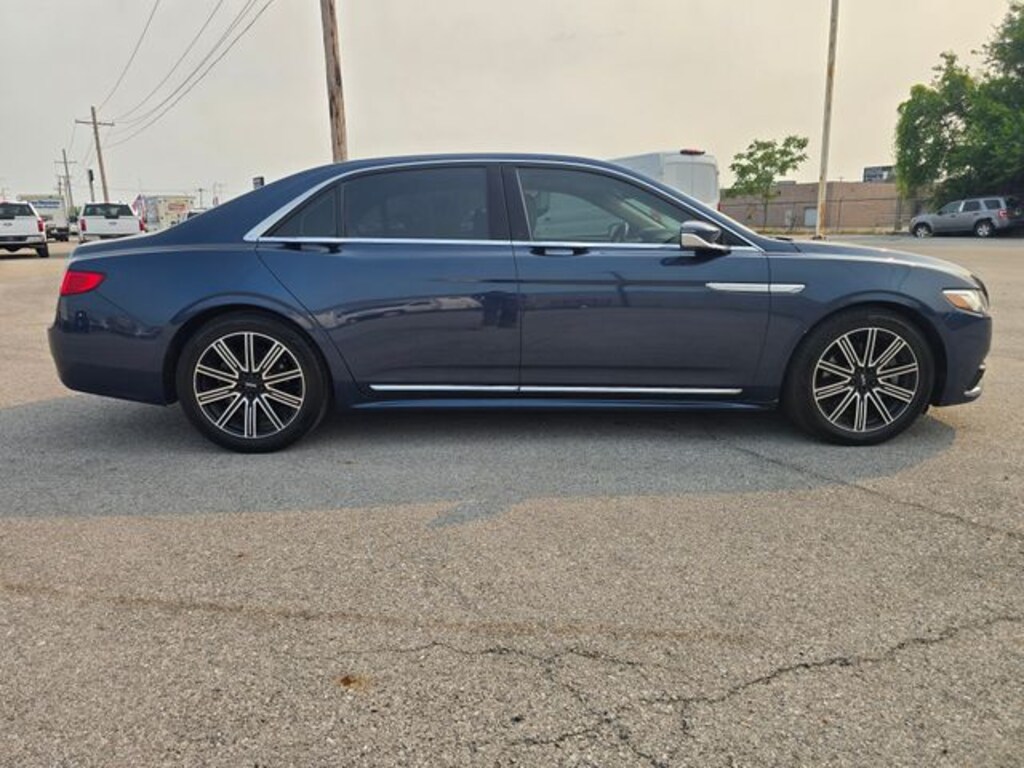 Used 2017 Lincoln Continental Reserve Sedan