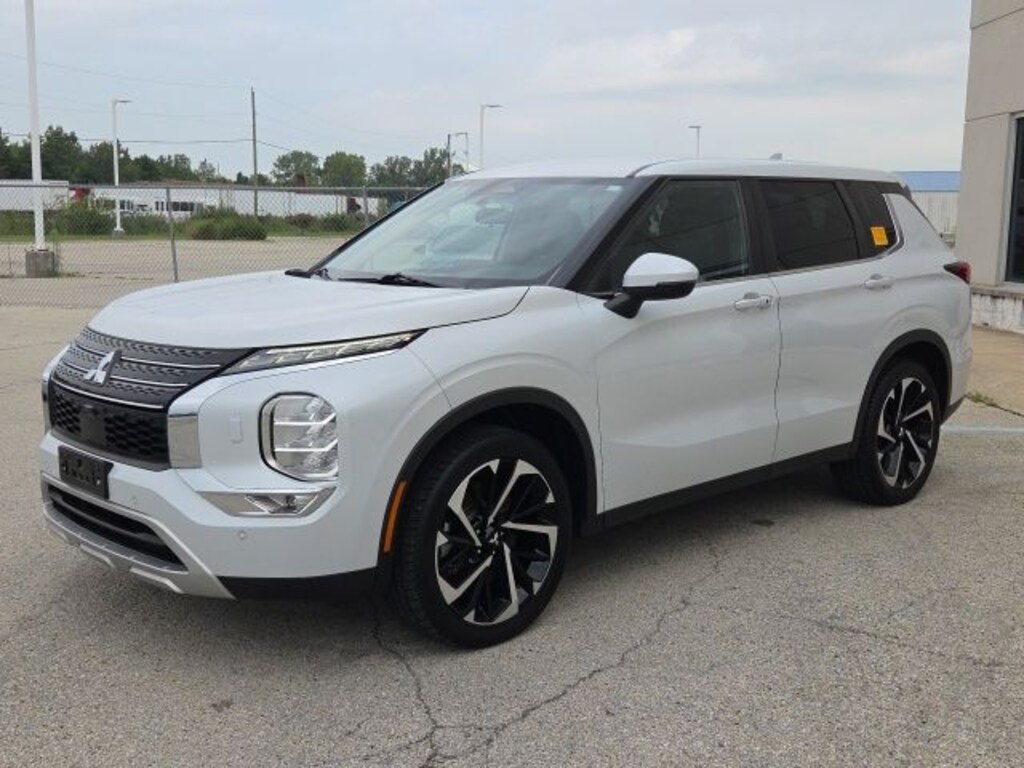 Used 2022 Mitsubishi Outlander SE SUV