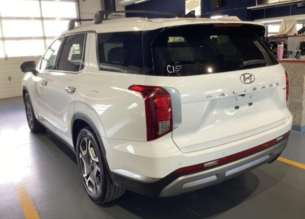 Used 2023 Hyundai Palisade SEL SUV