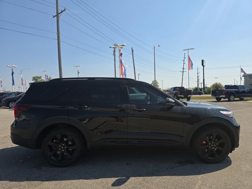 Used 2023 Ford Explorer ST SUV