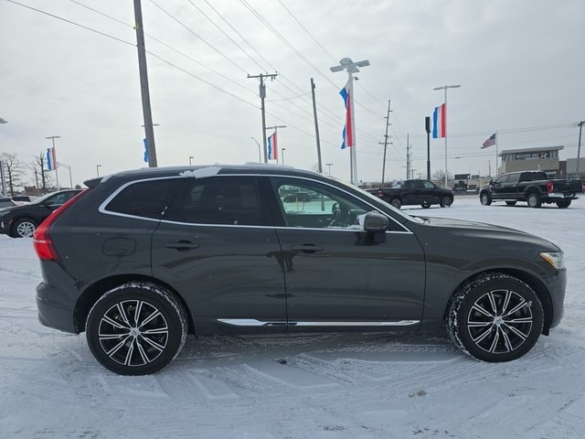 2021 Volvo XC60 T6 Inscription photo 3