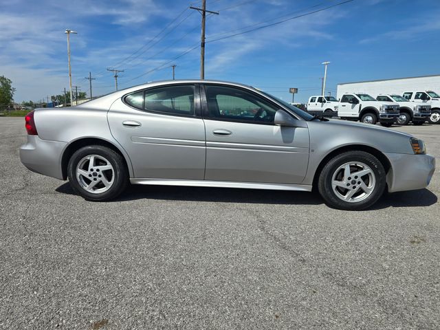 Used 2008 Pontiac Grand Prix GP with VIN 2G2WP552381119548 for sale in Fort Wayne, IN
