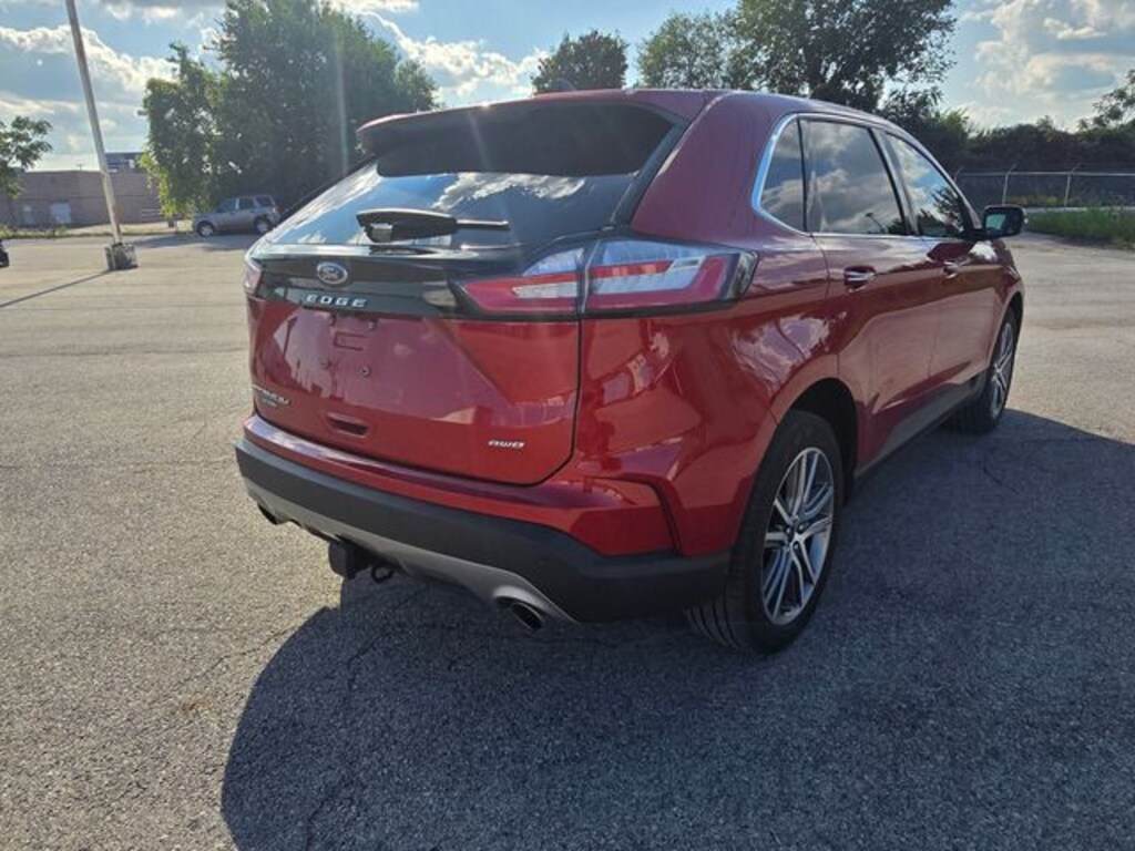 Used 2022 Ford Edge Titanium SUV