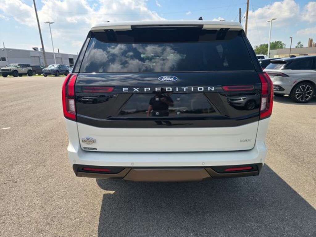 New 2027 Ford Expedition Max King Ranch SUV
