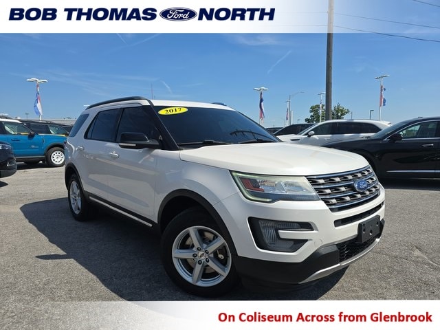 2017 Ford Explorer XLT's photo