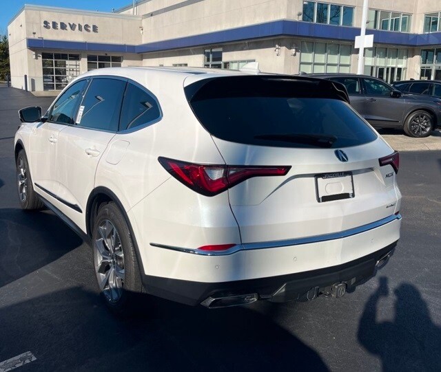 2024 Acura MDX Technology SH-AWD photo 3