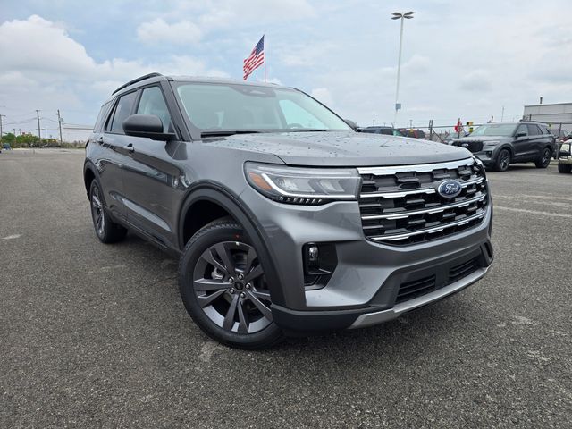 2026 Ford Explorer Active 4WD's photo