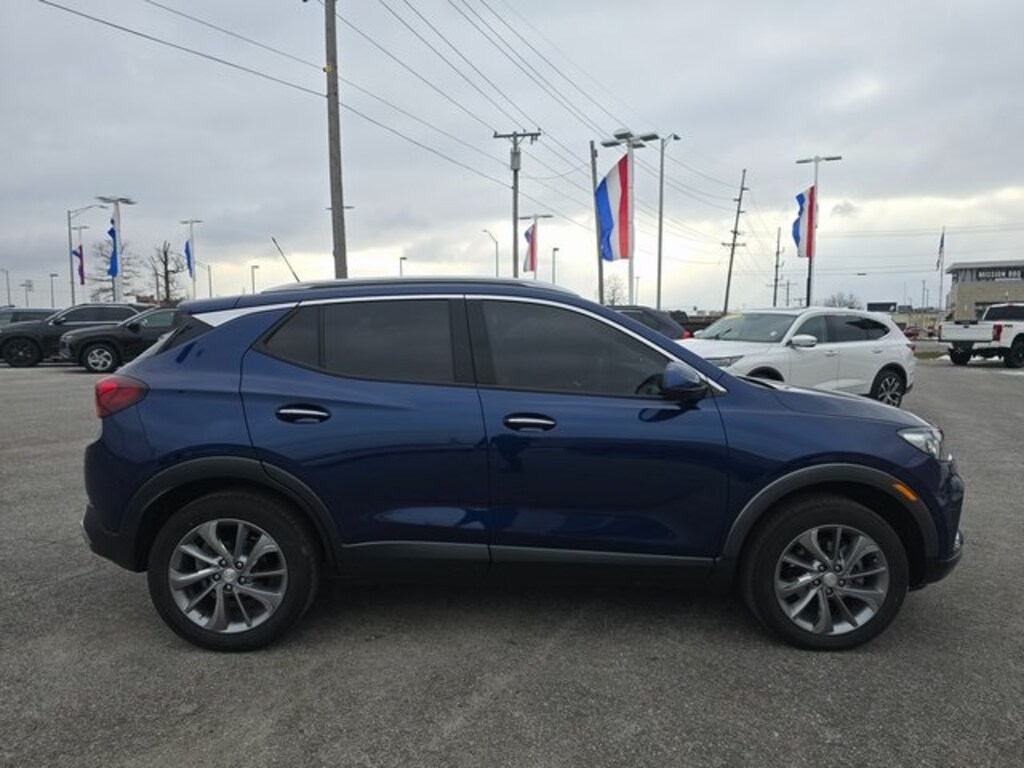 Used 2023 Buick Encore GX Essence SUV