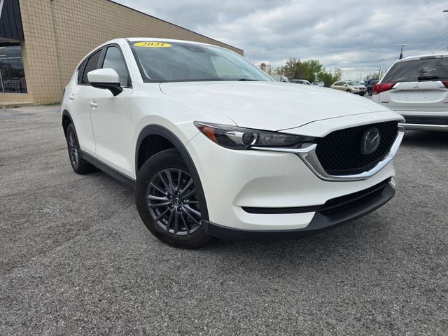 2021 Mazda CX-5 Touring Auto's photo