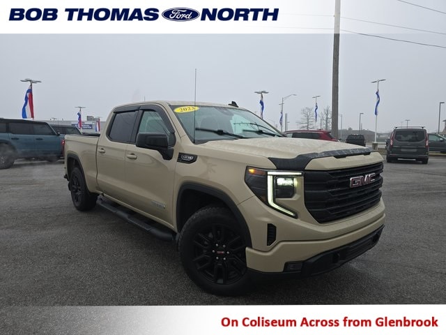 2022 GMC Sierra Elevation's photo