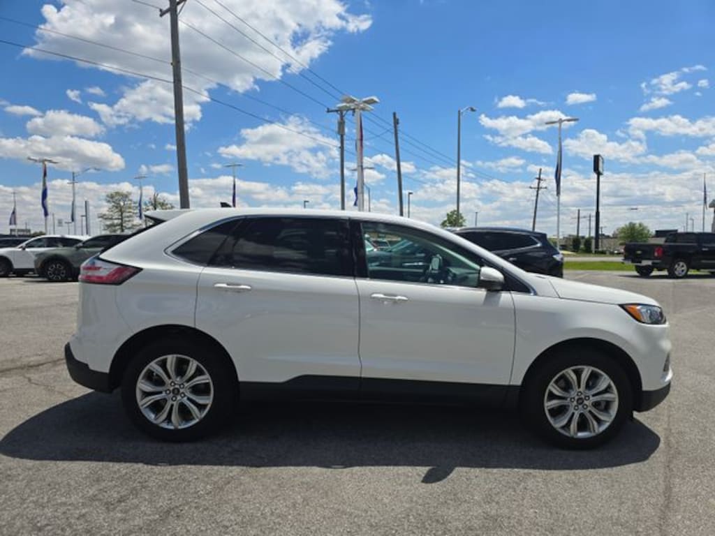 Used 2024 Ford Edge Titanium SUV