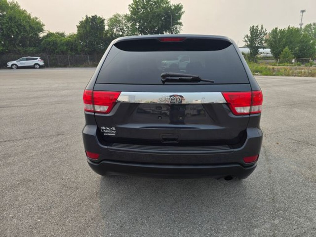 Used 2013 Jeep Grand Cherokee Laredo SUV