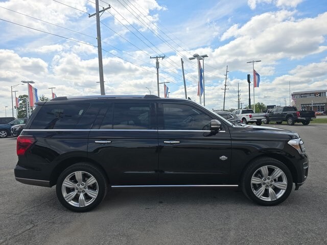 2024 Ford Expedition King Ranch photo 2