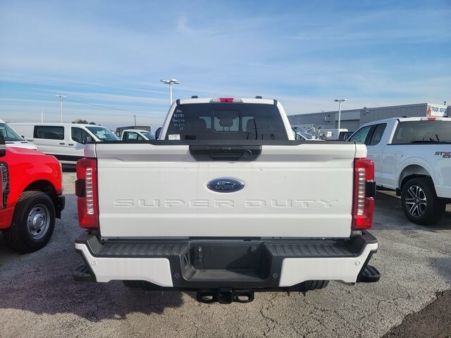2023 Ford F-350 XL photo 3