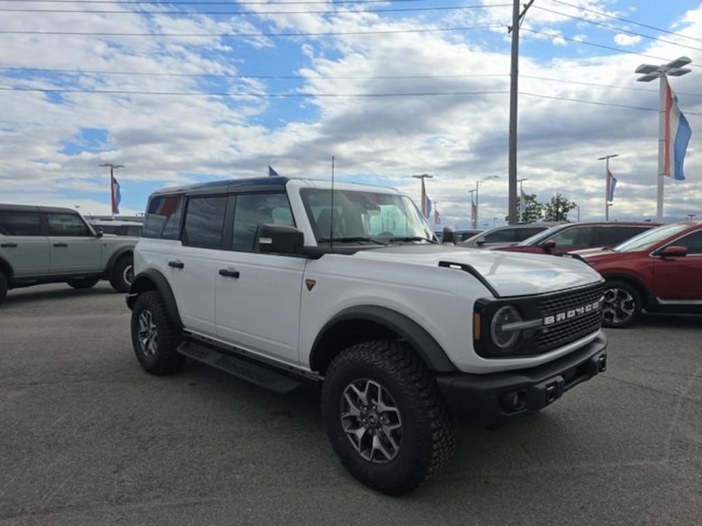 New 2025 Ford Bronco Badlands SUV