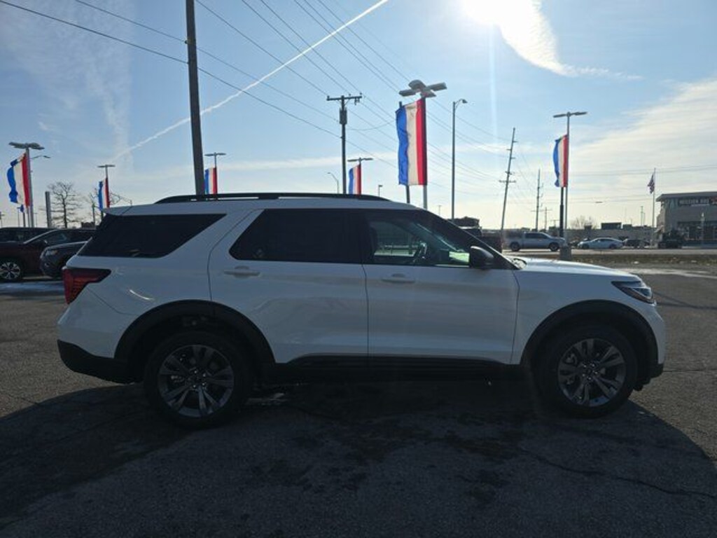 New 2026 Ford Explorer Active SUV