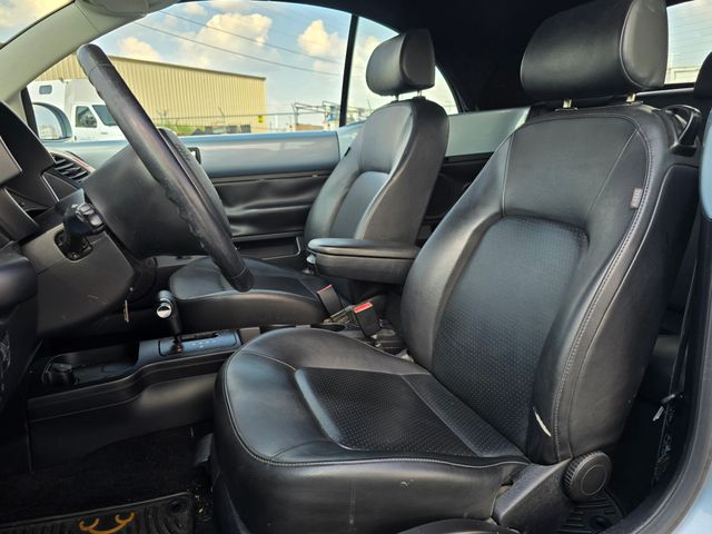 2010 Volkswagen New Beetle Base - Photo 10