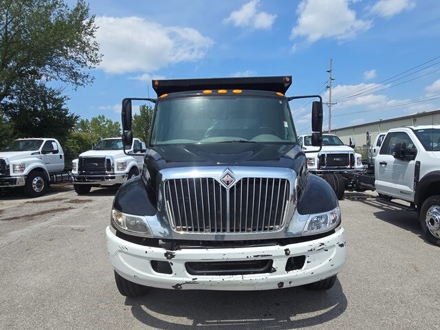 2007 International 4300 DuraStar 4300 photo 2