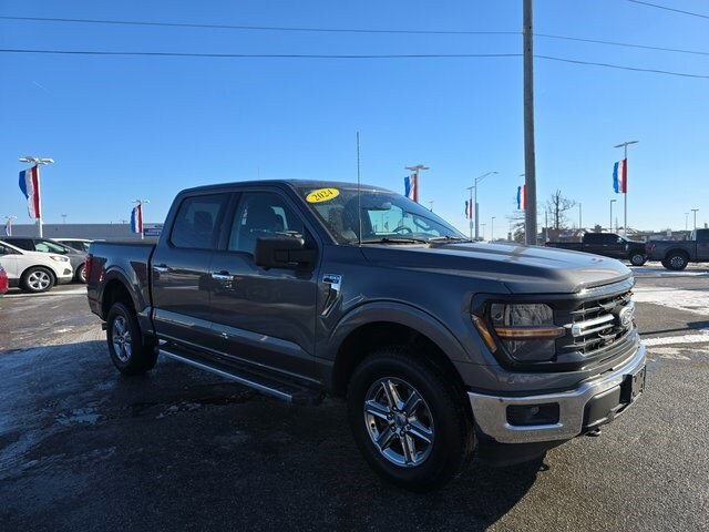 2024 Ford F-150 XLT photo 2