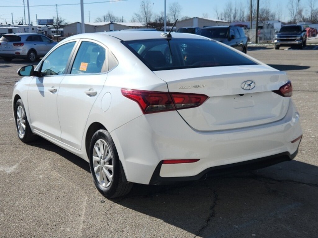 Used 2022 Hyundai Accent SEL Sedan
