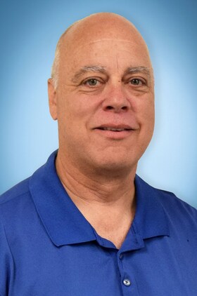 Staff member Tim Rohr from ID_9e566c7ea104