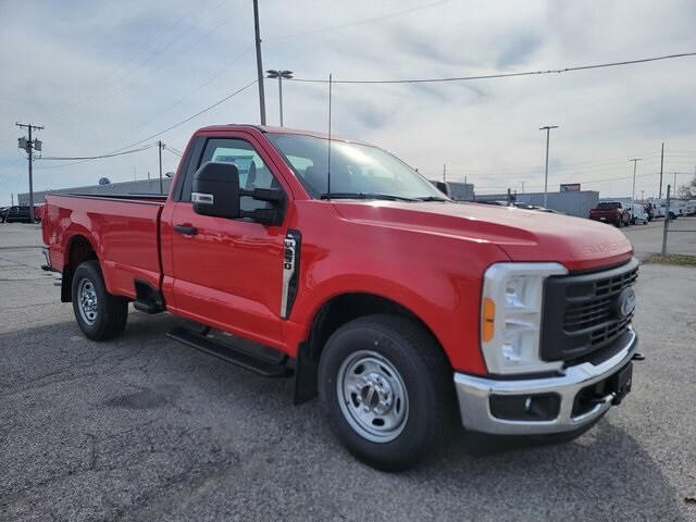 2023 Ford F-250 XL photo 2