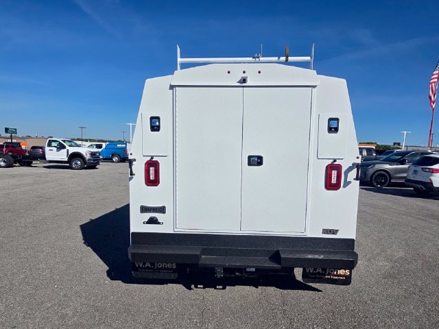 New 2027 Ford E-350 Cutaway Base Cab/Chassis