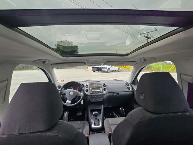 2009 Volkswagen Tiguan SE - Photo 13