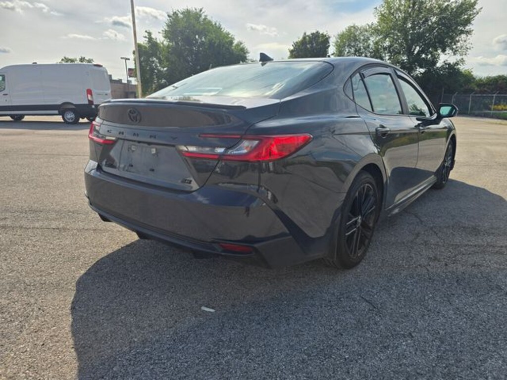 Used 2025 Toyota Camry SE Sedan
