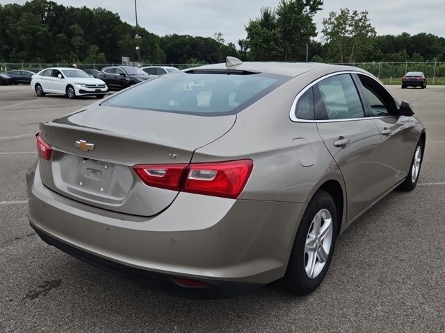 2024 Chevrolet Malibu 1LT photo 4