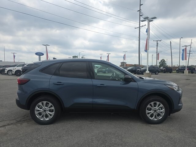 2025 Ford Escape Active photo 2