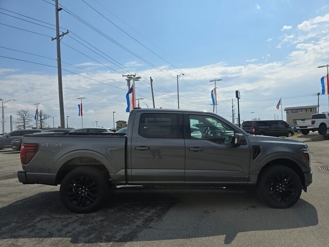 2025 Ford F-150 Lariat photo 3
