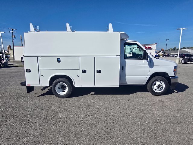 New 2027 Ford E-350 Cutaway Base Cab/Chassis