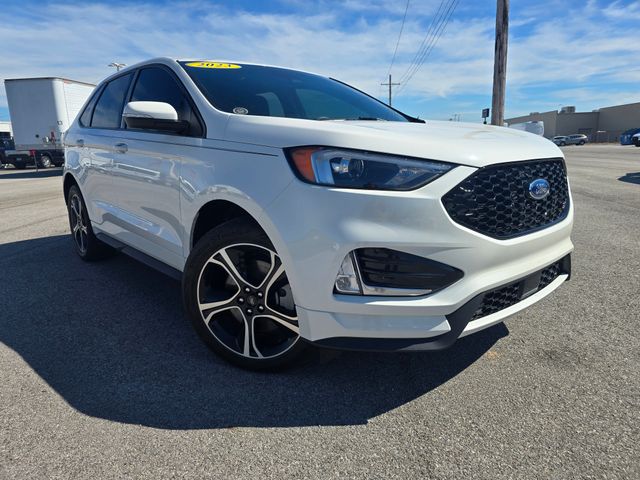 2023 Ford Edge SUV 